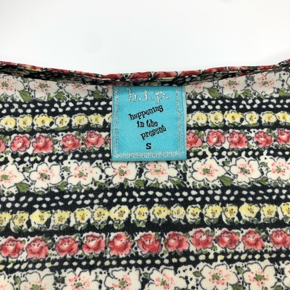 H.I.P Floral Made In USA Polyester Top Size Small‎ - Picture 4 of 10